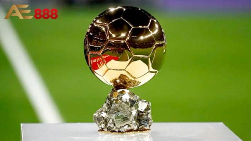 Quả bóng vàng là gì?: Tìm hiểu về giải thưởng Quả bóng vàng 3 Quả bóng vàng là gì